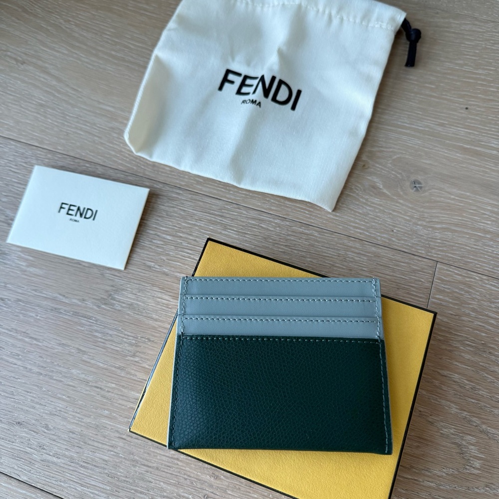Fendi Green & Light Gray Leather Card Case with Gold FF Emblem - Picture 6 of 7